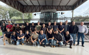 AGCO e IFFAR lançam curso inédito para formação de especialistas em colheitadeiras