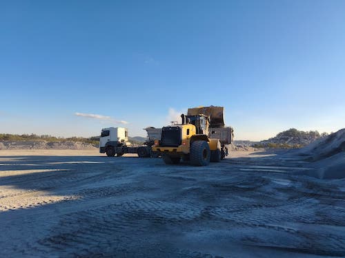 CONSTRUÇÃO, AGRONEGÓCIO E MINERAÇÃO SE INTEGRAM E REDESENHAM O MERCADO DE MÁQUINAS