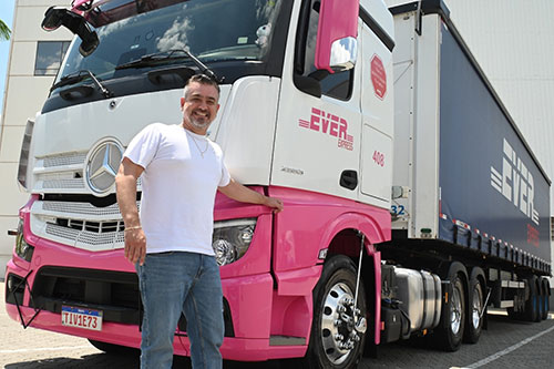 Ever Express adquire 11 caminhões Actros da Mercedes-Benz para transporte e logística ao comércio exterior