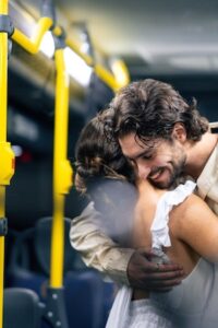 Escrito nas estrelas: o ônibus como espaço para encontros e conexões