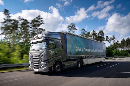 IAA Transportation 2026: ZF apresenta automação com Segurança 360° escalável para caminhões e implementos