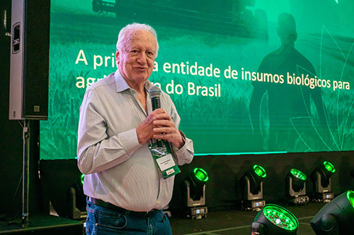 Ciência, indústria e órgãos reguladores se reúnem em Curitiba para debater o futuro dos bioinsumos no Brasil