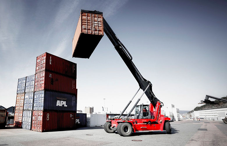 Tracbel lança movimentador de contêineres Kalmar com capacidade para até 45 toneladas