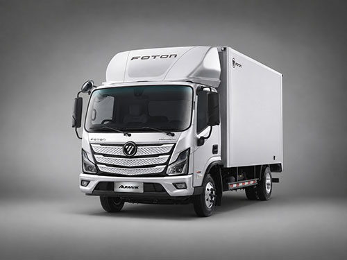 Foton apresenta a linha 2027 dos caminhões Aumark S 715 e S 916 com nova cabine, mais tecnologia e transmissão automatizada opcional
