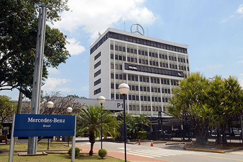 Jaqueline Hilsdorf Neves Marzola assume a diretoria de Pós-Venda de Veículos Comerciais da Mercedes-Benz na região LAMEA