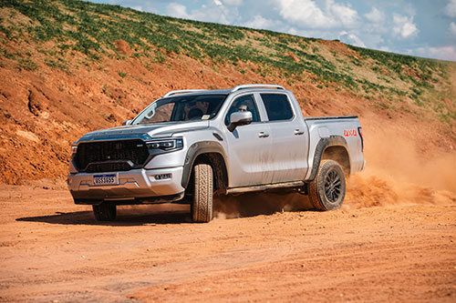  Foton leva portfólio de caminhões, picapes e veículos elétricos para a Expointer 2026