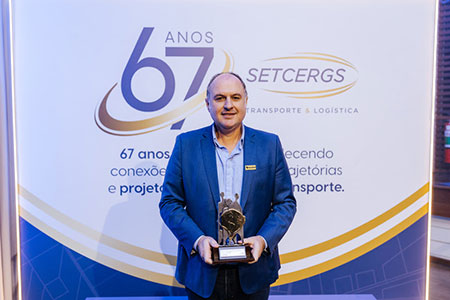 Scania e Brasdiesel recebem o prêmio “Preferência do Transporte e Logística” do Rio Grande do Sul