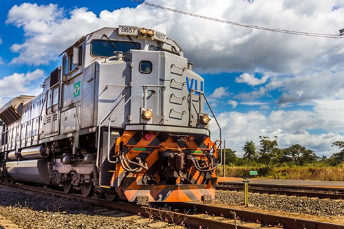 VLI inicia transporte ferroviário de ferro-gusa com destino à Vports