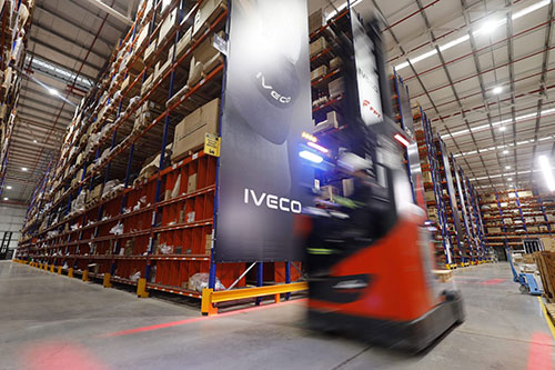 Iveco Group inaugura novo Centro de Distribuição de Peças para transformar o pós-venda na América Latina