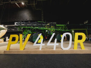 John Deere apresenta soluções para a cotonicultura no 15º Congresso Brasileiro do Algodão