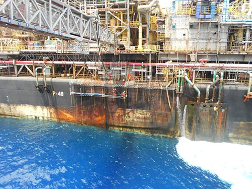 Avanço do offshore impulsiona demanda por soluções de acesso em plataformas e navios