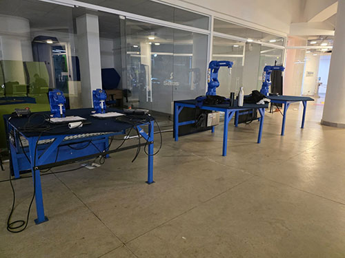 Yaskawa Motoman destaca aplicações da robótica industrial durante o E2E 360 e o 1º Simpósio Engenharia do Futuro